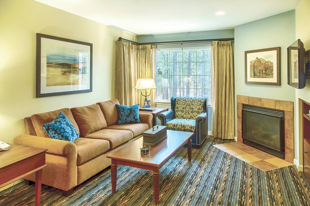 Photo of Livingroom in Pinetop