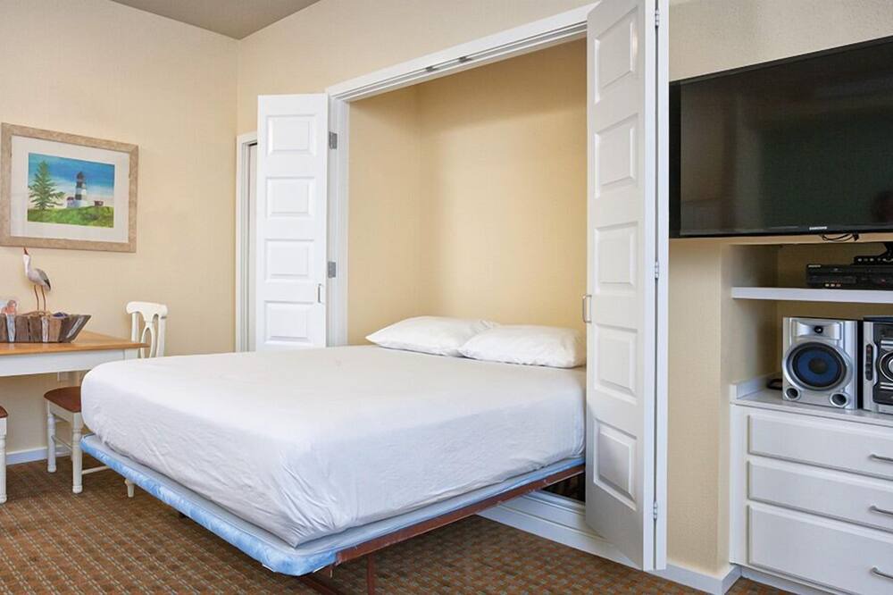 Photo of Others in Long Beach