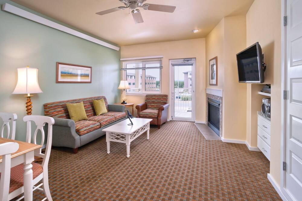 Photo of Livingroom in Long Beach