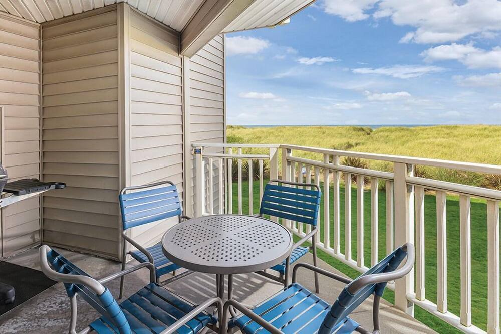 Photo of Patio Balcony in Ocean Shores