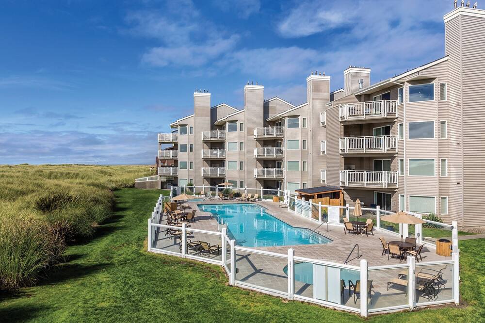 Photo of Others in Ocean Shores