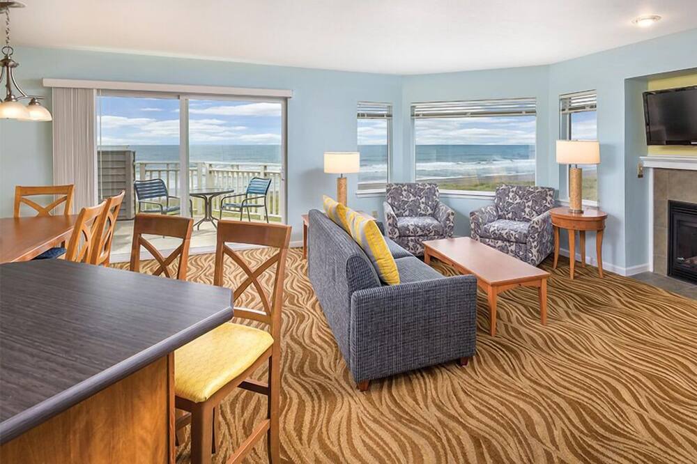 Photo of Livingroom in Ocean Shores