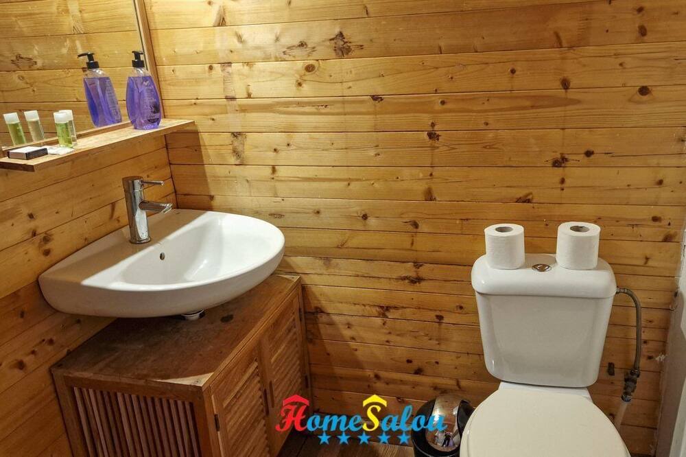 Photo of Bathroom in Riudoms