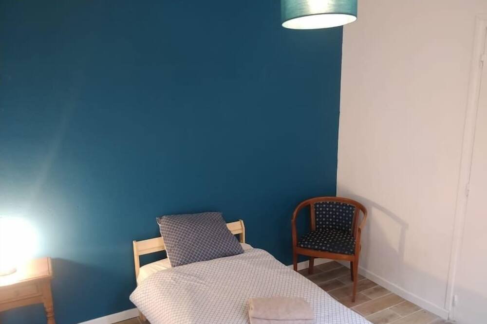 Photo of Bedroom in Saint-Etienne-du-Rouvray