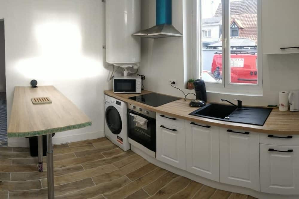 Photo of Kitchen in Saint-Etienne-du-Rouvray
