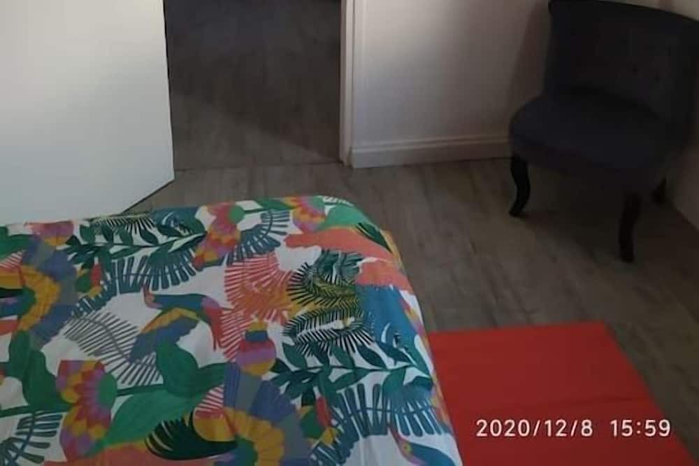 Photo of Bedroom in Saint-Etienne-du-Rouvray