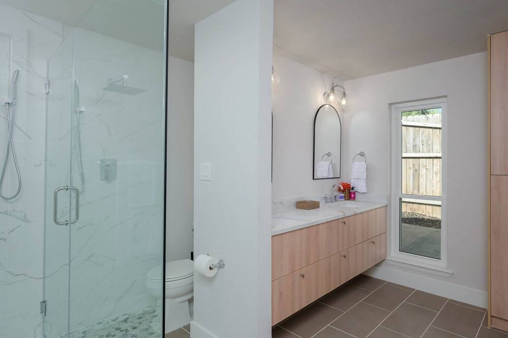 Photo of Bathroom in Round Rock West