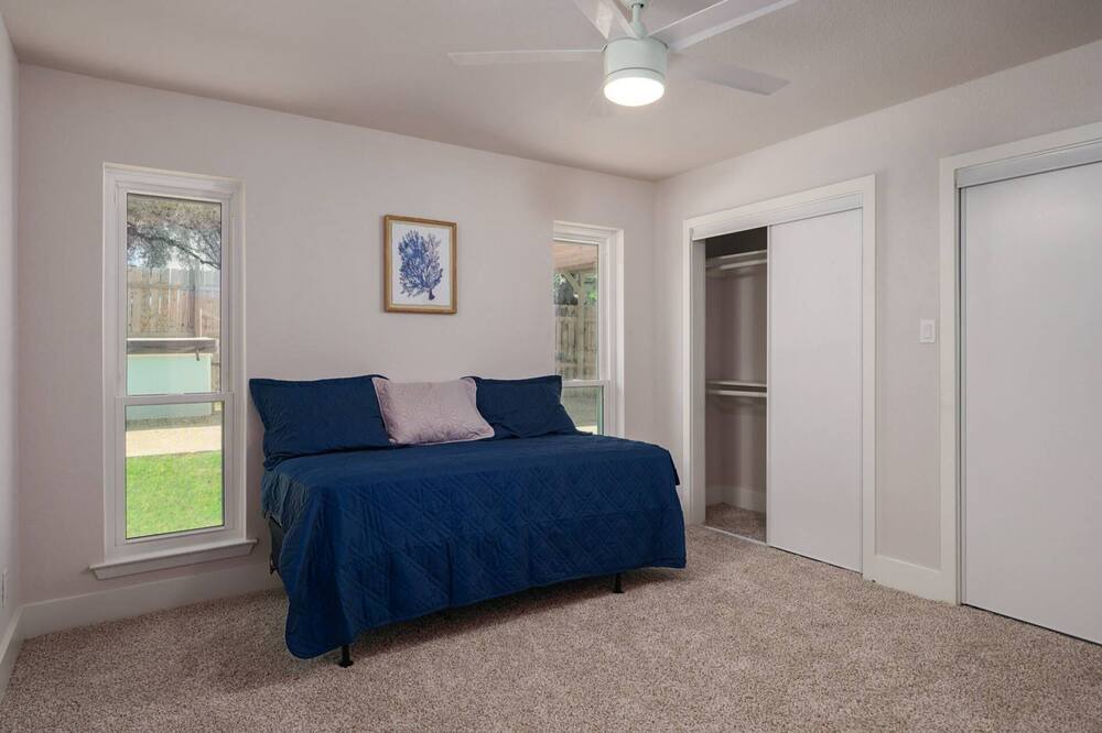 Photo of Others in Round Rock West