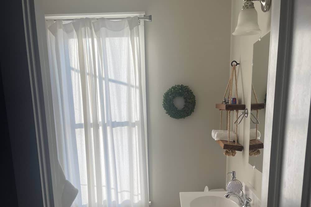 Photo of Bathroom in Sugar Loaf