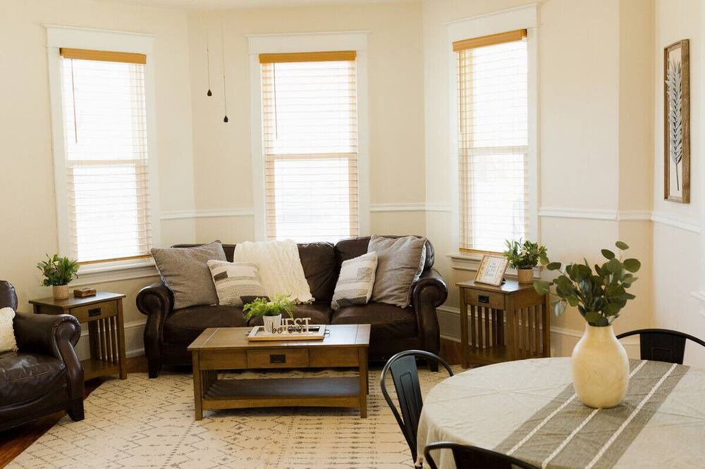 Photo of Livingroom in Halfway