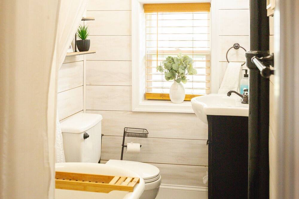 Photo of Bathroom in Halfway