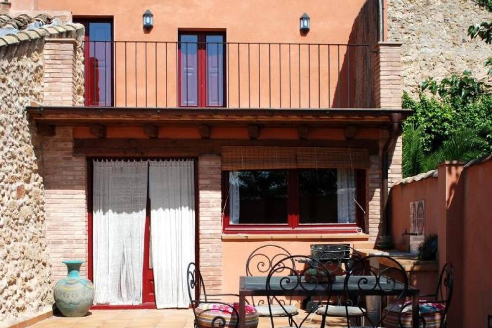 Photo of Outdoor in Orriols