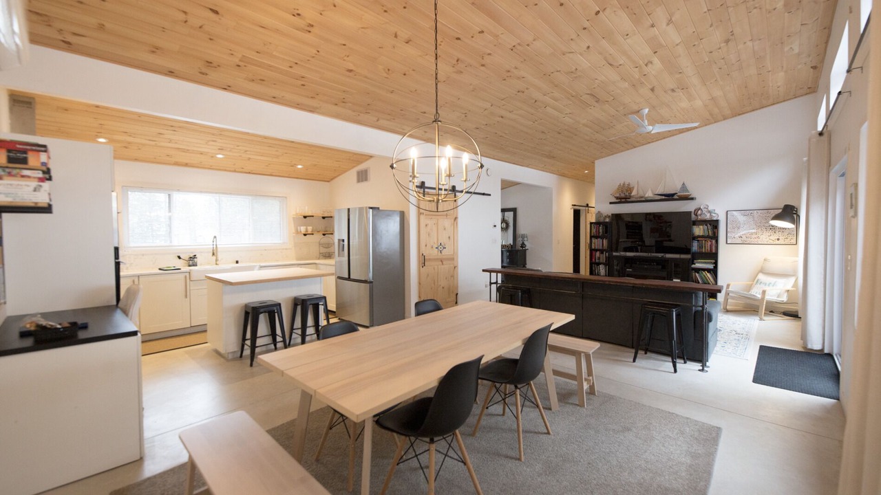 Photo of Kitchen in Northern Bruce Peninsula