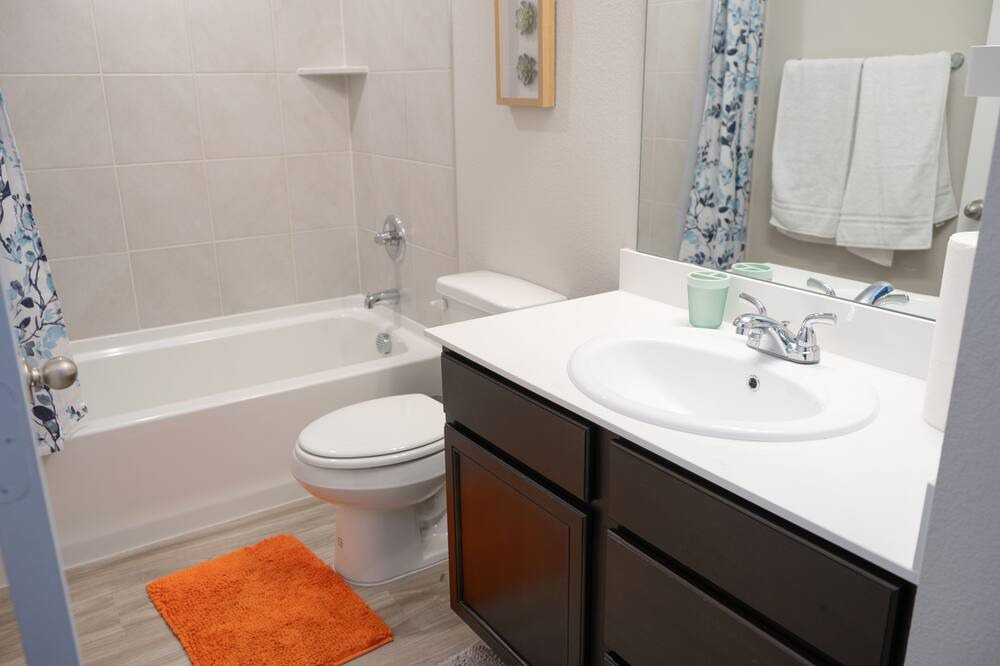Photo of Bathroom in Mesquite