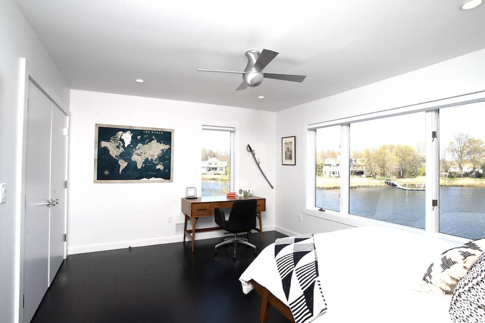 Photo of Bedroom in Rumson