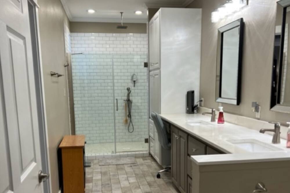 Photo of Bedroom in Long Branch