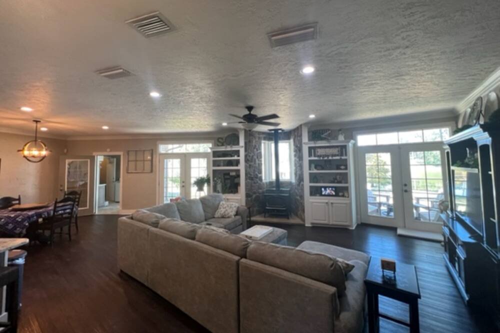 Photo of Bedroom in Long Branch