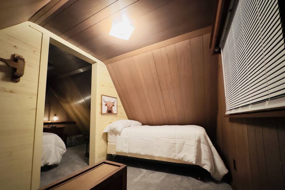 Photo of Bedroom in Hillsville