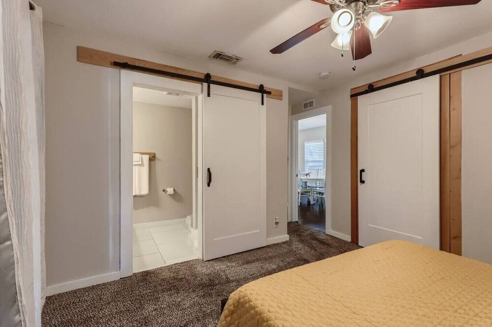 Photo of Bathroom in Shearer Hills - Ridgeview