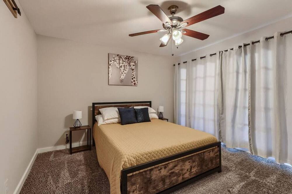 Photo of Bathroom in Shearer Hills - Ridgeview