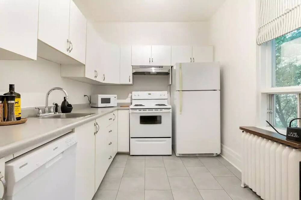Photo of Kitchen in De Lorimier