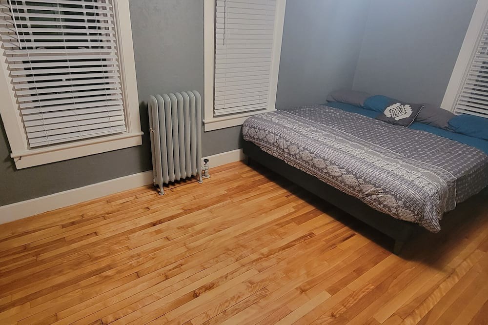 Photo of Bedroom in Spencer