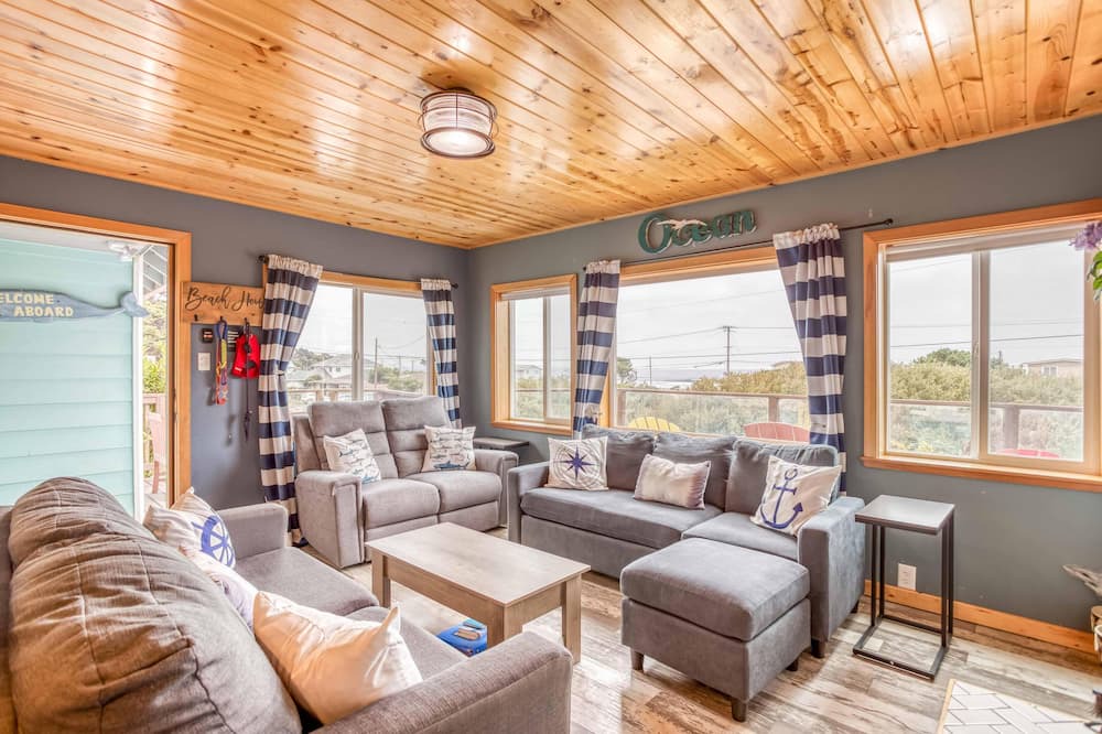 Photo of Livingroom in Waldport