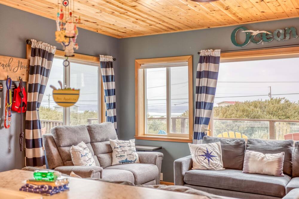 Photo of Livingroom in Waldport