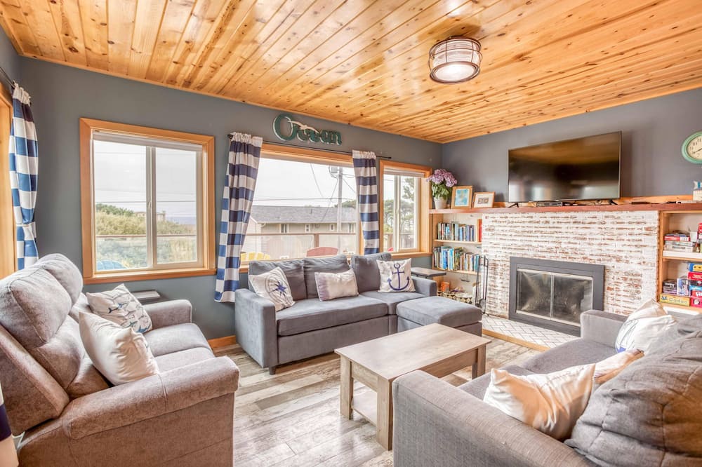 Photo of Livingroom in Waldport