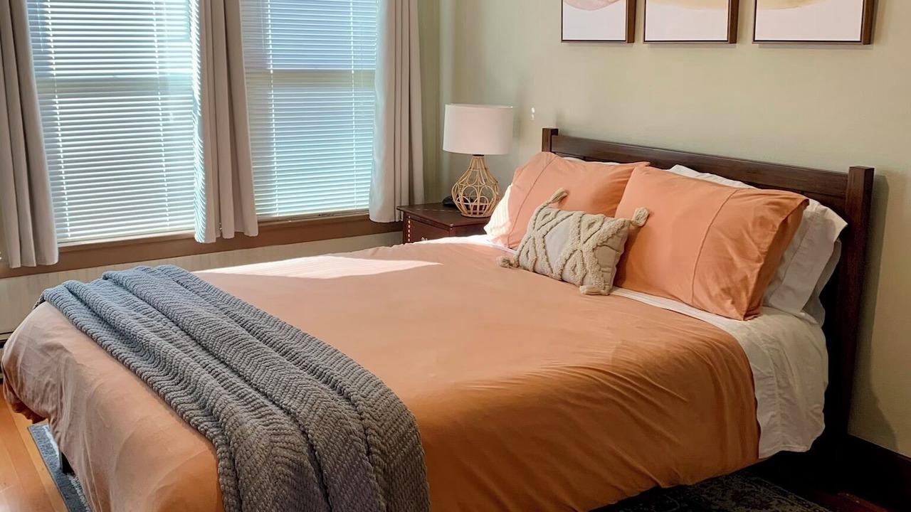 Photo of Others in Astoria