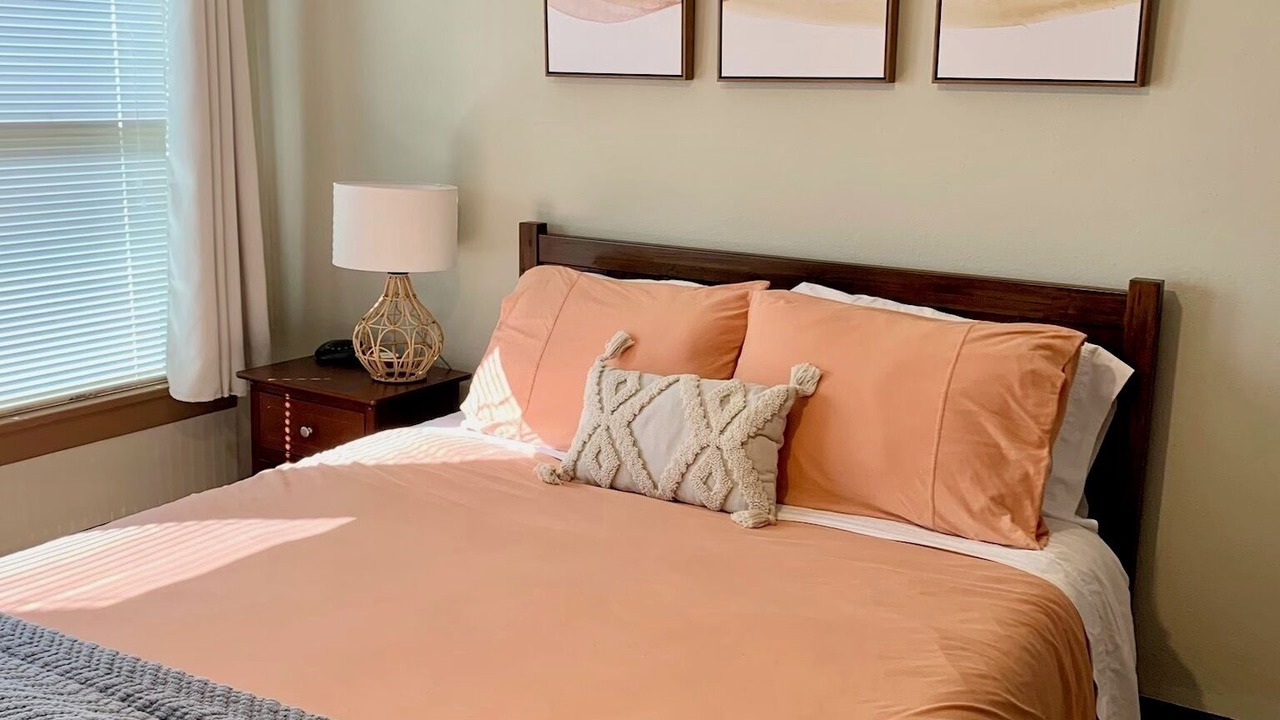 Photo of Others in Astoria