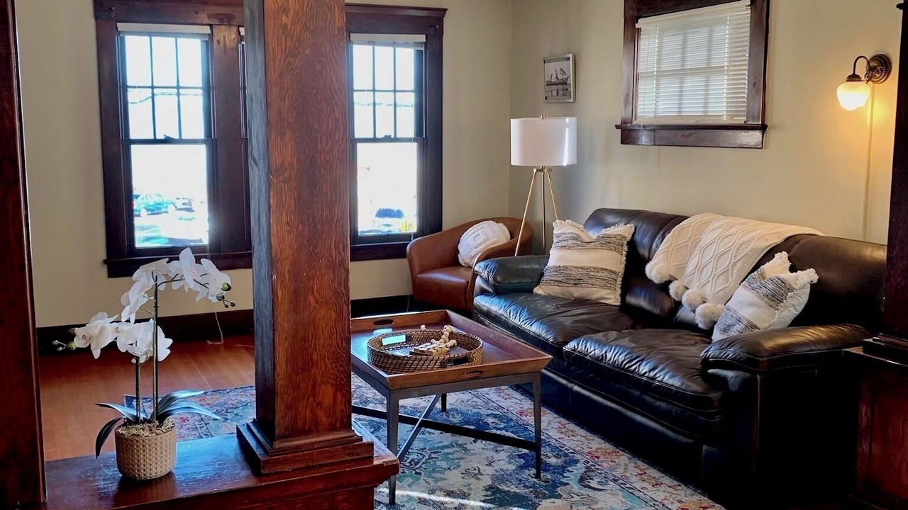 Photo of Others in Astoria