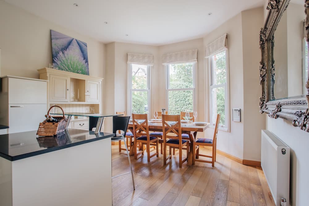 Photo of Kitchen in Berrylands