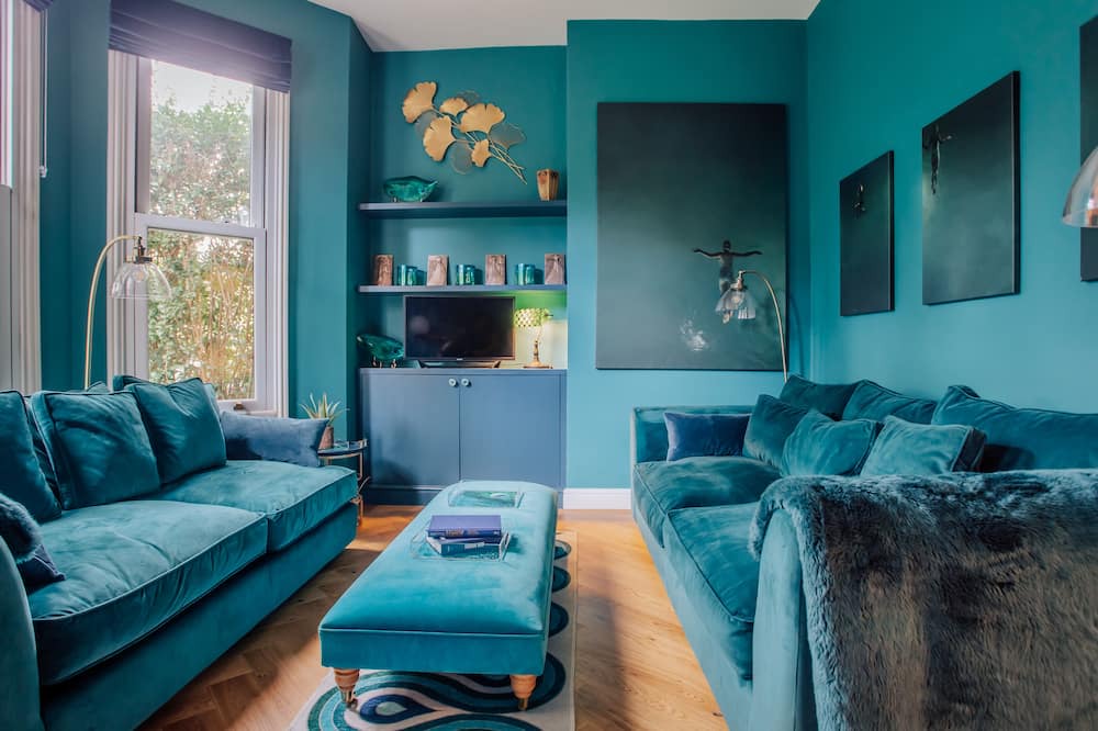 Photo of Livingroom in Berrylands