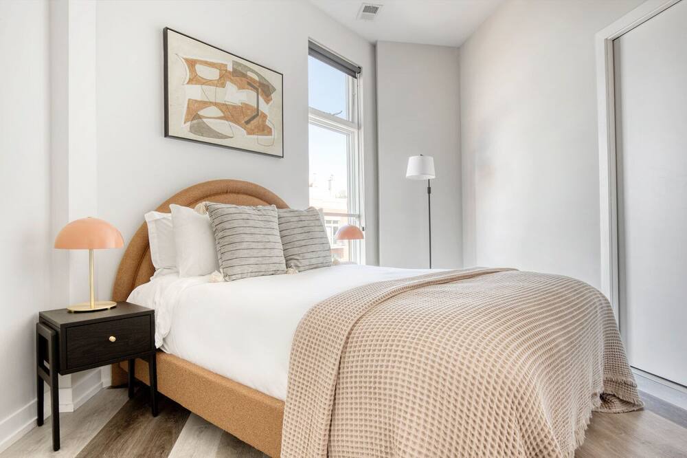 Photo of Bedroom in River West