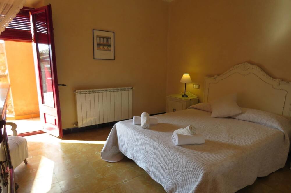 Photo of Bedroom in Orriols