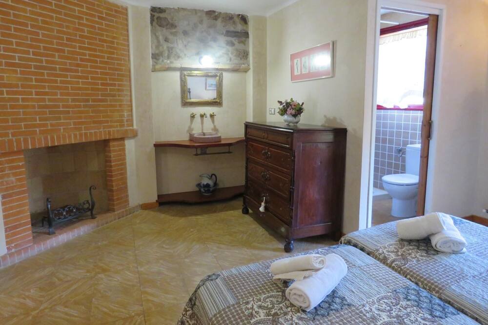 Photo of Bedroom in Orriols