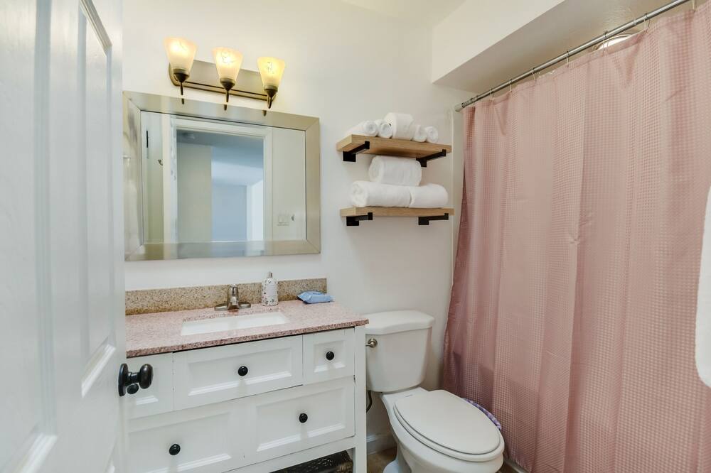 Photo of Bathroom in Northeast Heights