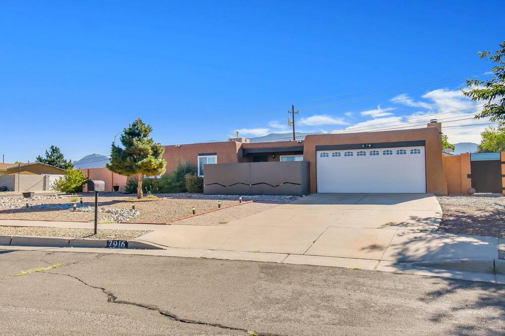 Photo of Outdoor in Northeast Heights