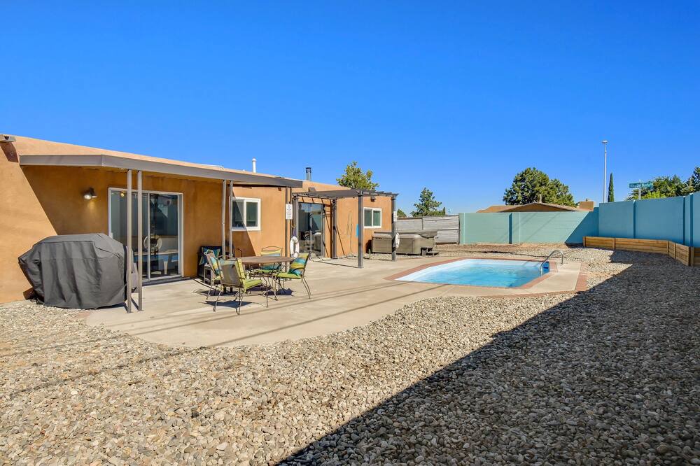 Photo of Outdoor in Northeast Heights