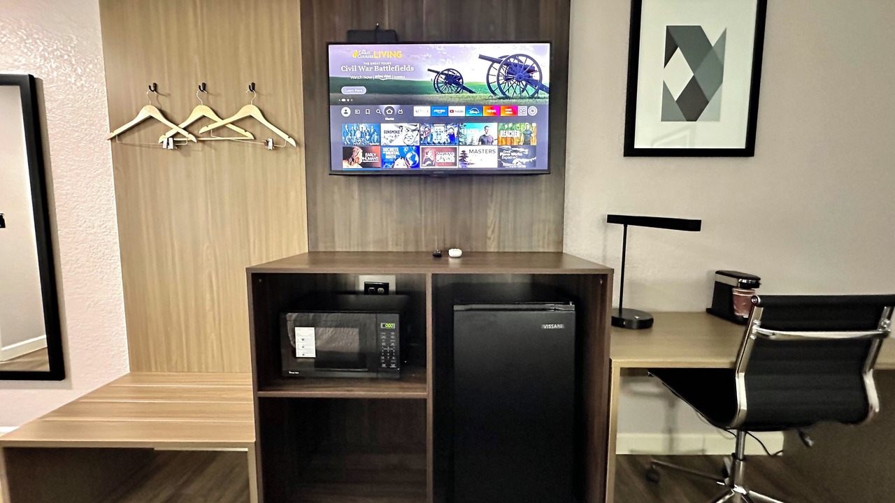 Photo of Others in Sylvester