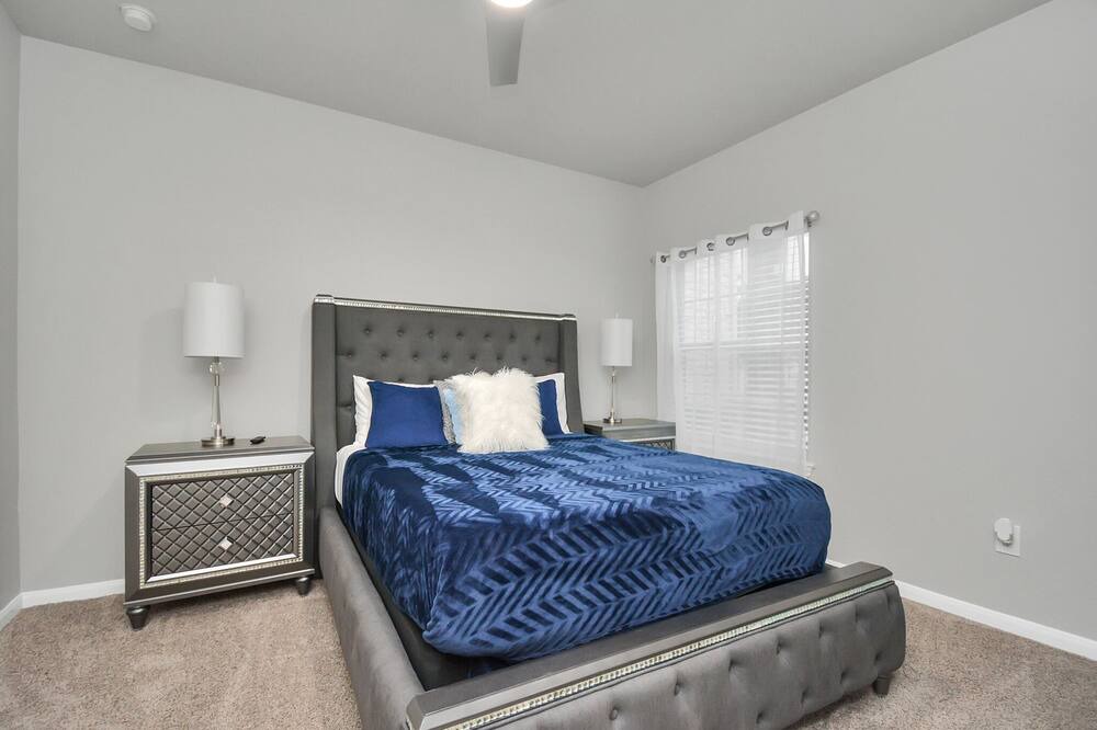 Photo of Bedroom in Central Southwest