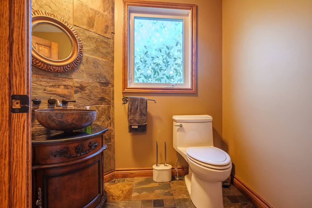 Photo of Bathroom in Lanark Highlands