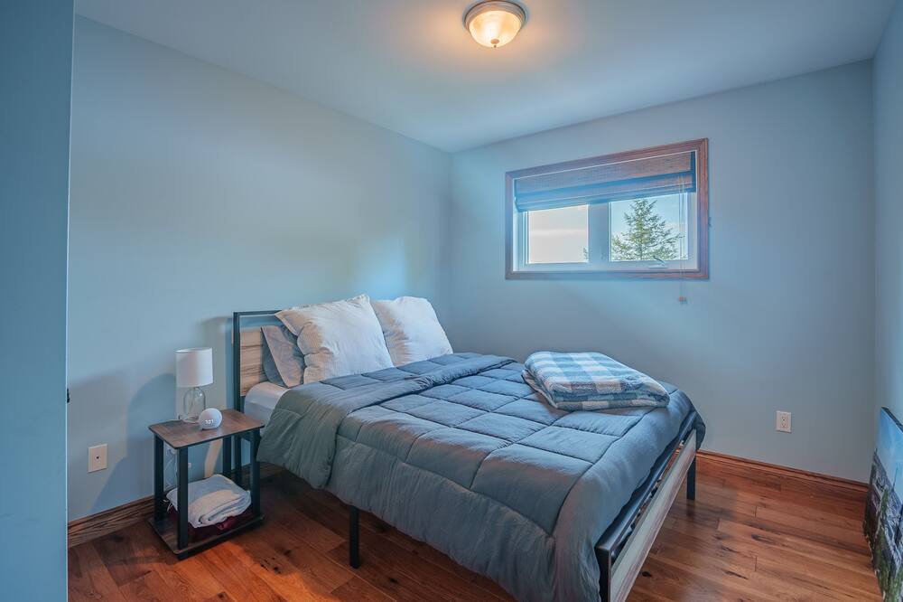 Photo of Bedroom in Lanark Highlands