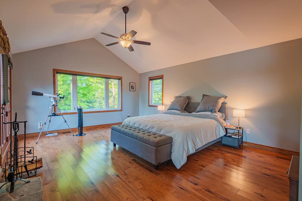 Photo of Bedroom in Lanark Highlands