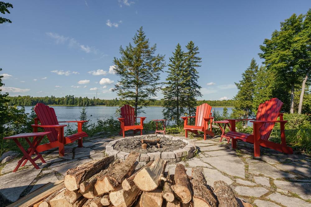 Photo of Patio Balcony in Lanark Highlands