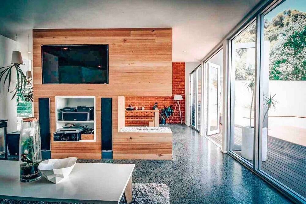 Photo of Others in Bowden