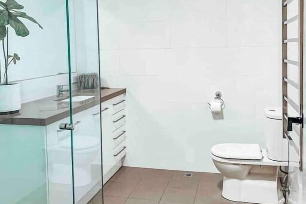 Photo of Others in Bowden