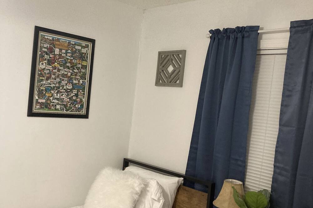 Photo of Bedroom in Cannon