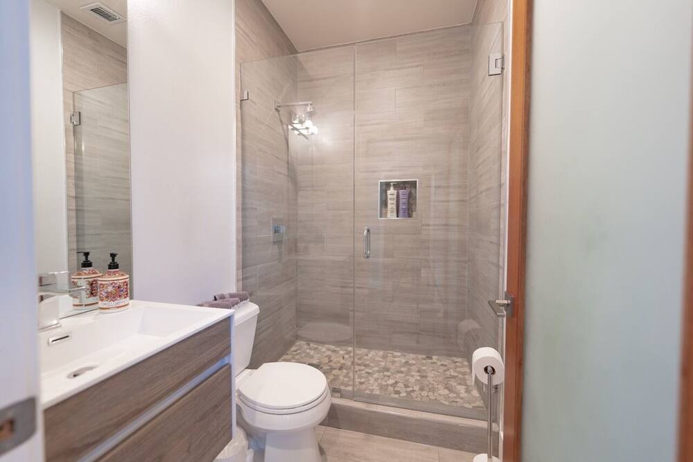 Photo of Bathroom in Canoga Park